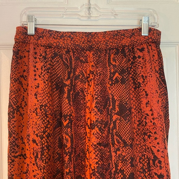 Nostalgia Red Snake Print Pants - Picture 5 of 10